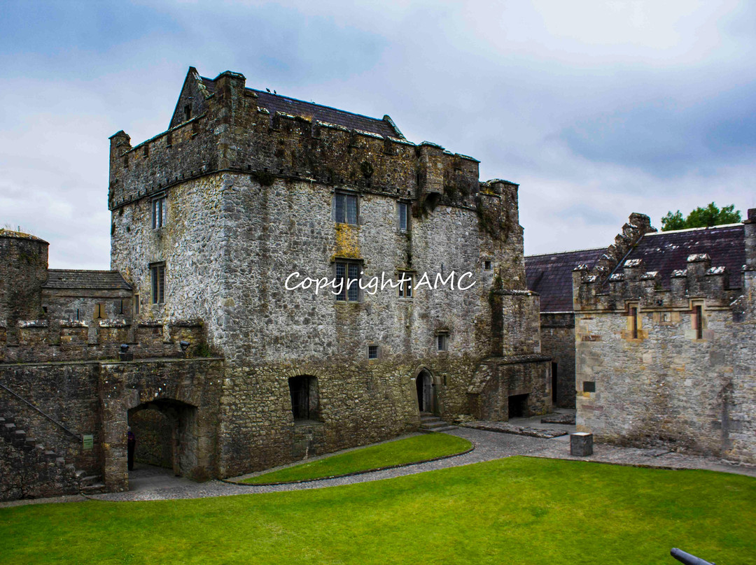 Clogheen旅游景点-Cahir Castle