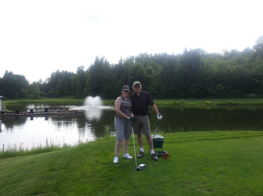 Le Sorcier Golf Course-加蒂诺必去景点