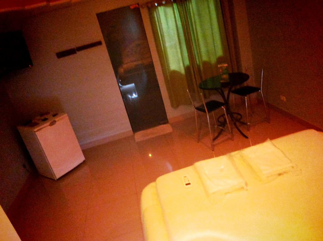 Lamour Hotel