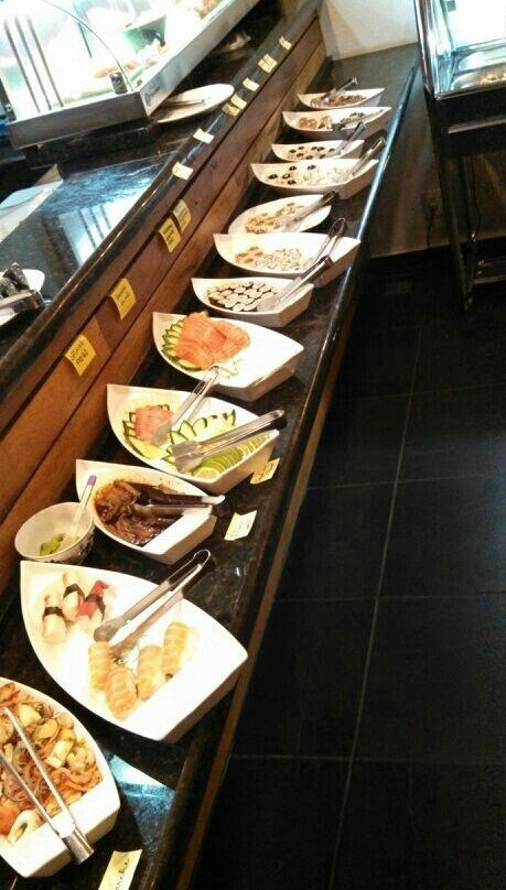 Lencois Paulista餐馆和美食-Sushi - Bar