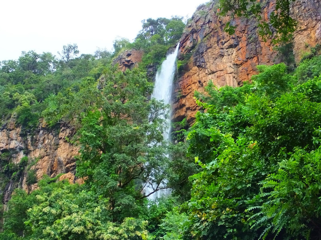 Khandadhar Falls景点图片