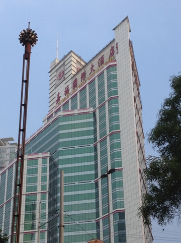 嘉福国际大酒店主图