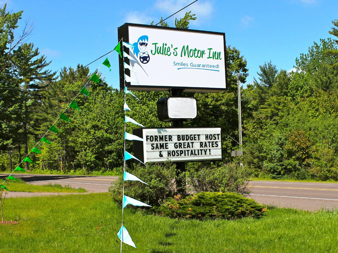 Copper Country Inn主图