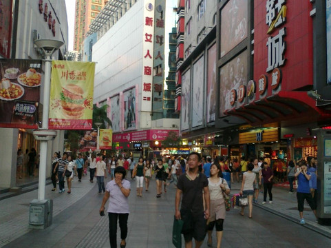 东门步行街 -深圳市必去景点