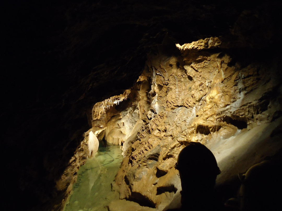 Grotte de Comblain景点图片