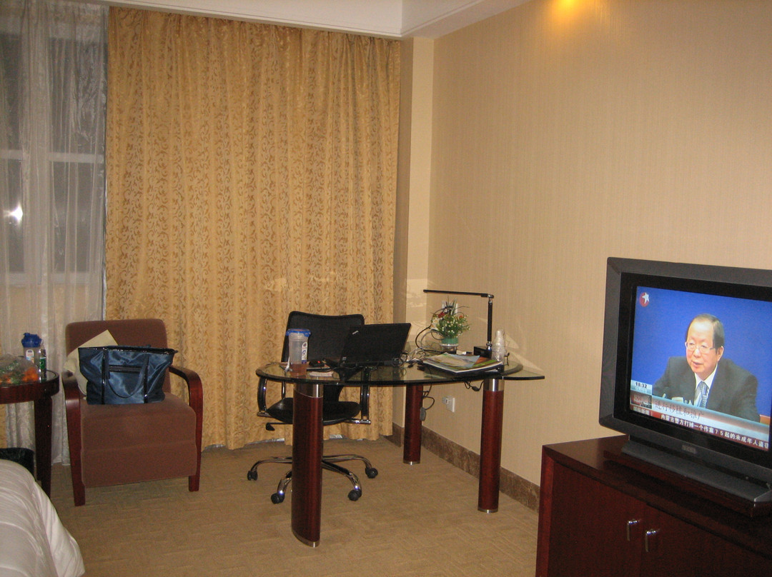 篁胜国际温泉花园酒店主图