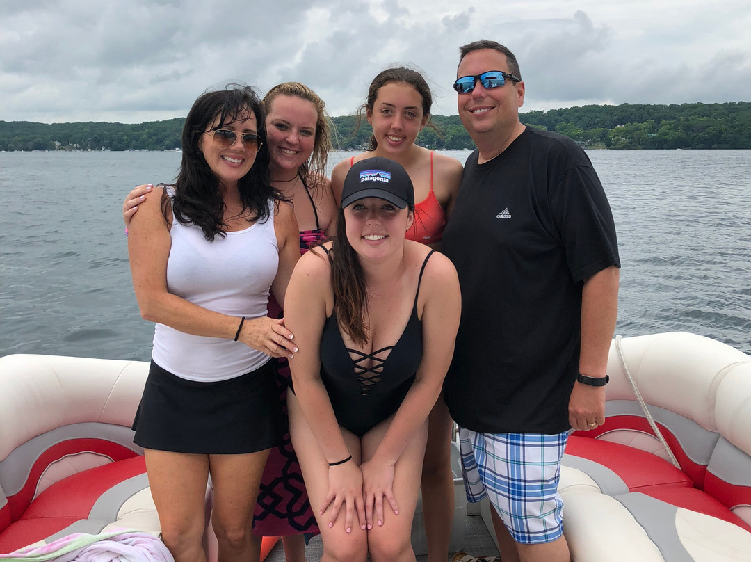 Jerry's Majestic Marine-Fontana必去景点