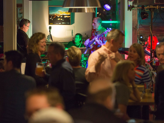 Old Town Public House-科尼利厄斯必去景点