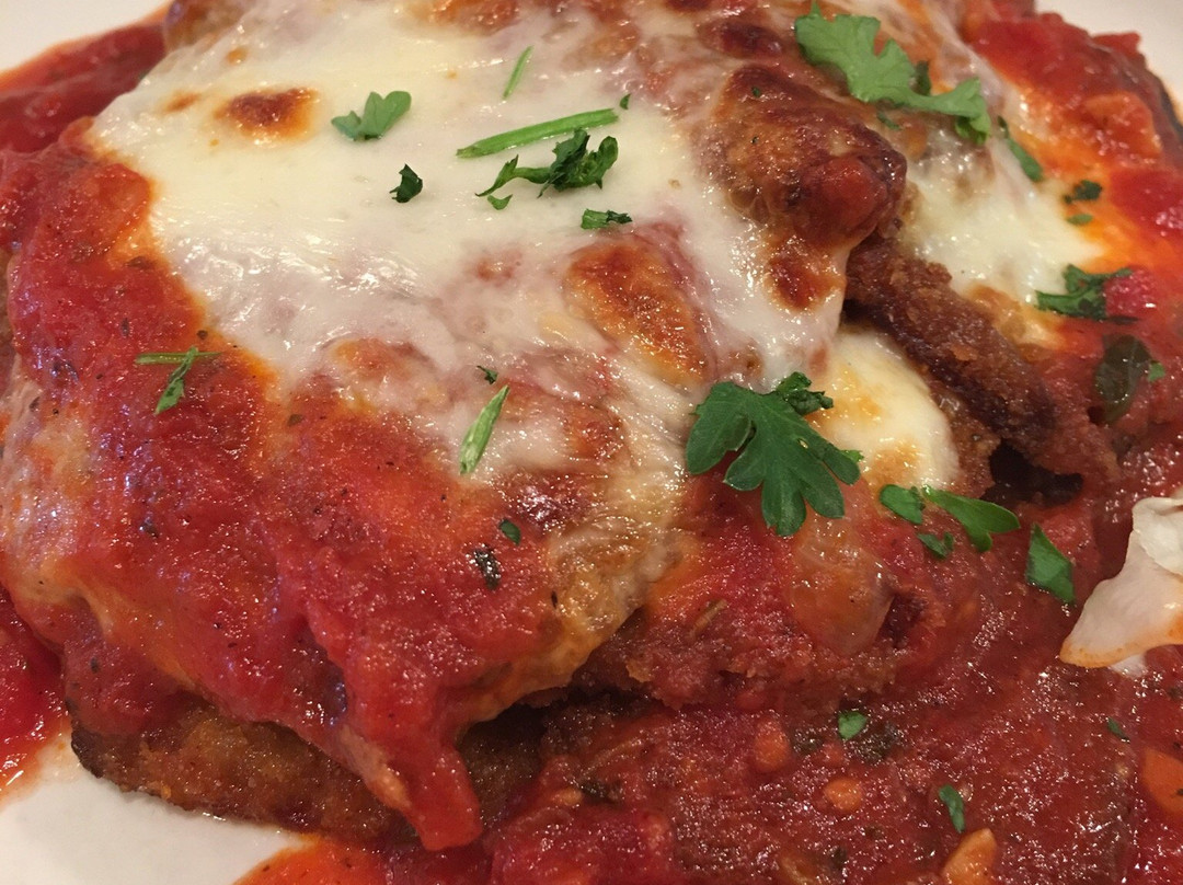 Brightwaters餐馆和美食-Mulberry Street Bay Shore