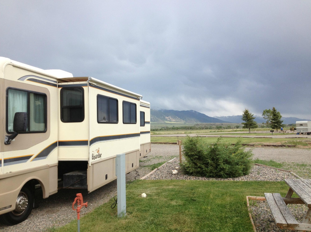 Ennis Rv By Starry Night Lodging And Rv