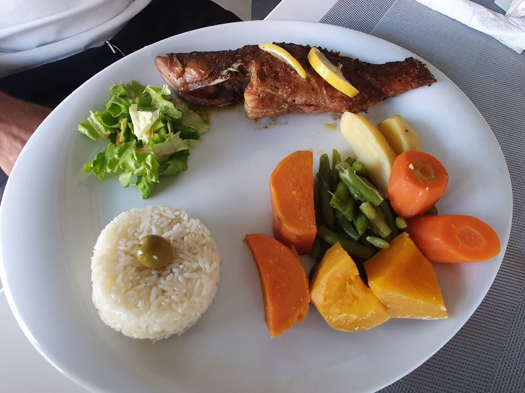 10 pedrinhas restaurante