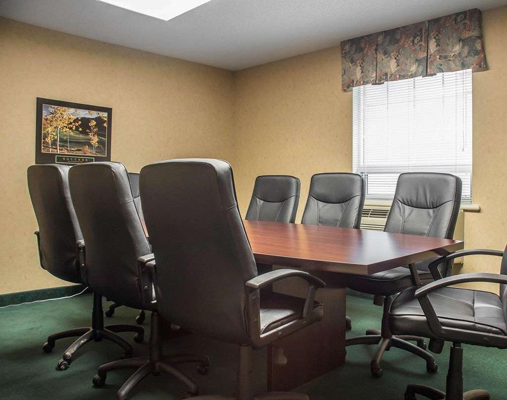 Quality Hotel & Suites Woodstock主图