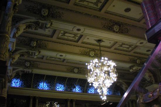 耶里斯夫斯基食品店-莫斯科必去景点