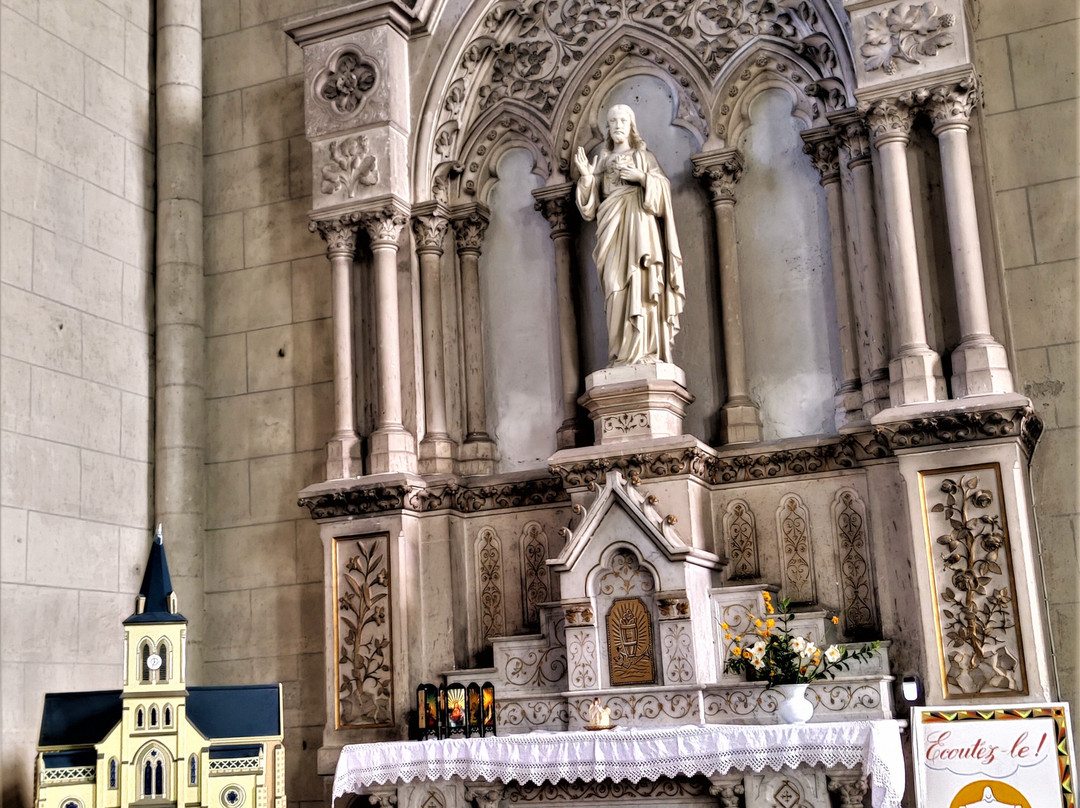 Église de Montrevault景点图片