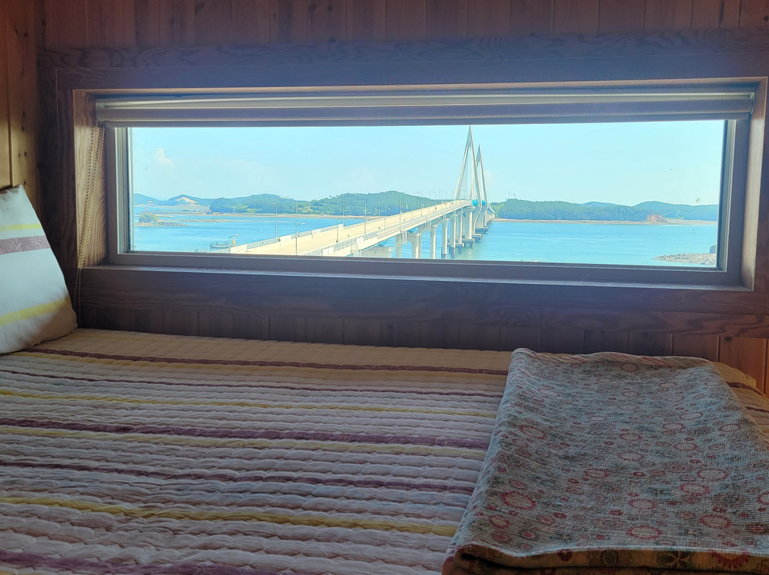 Taean (Anmyeondo) Dubada Hhansol Pension