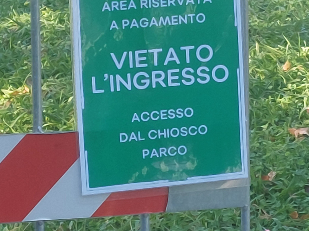 Lido Di Mandello景点图片