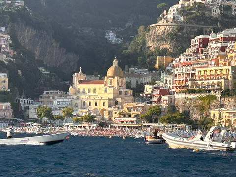 Discover Luxury at Sea with Far & Wide-索伦托必去景点