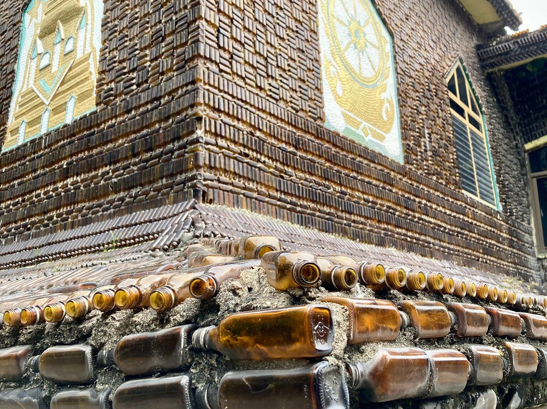 Wat Pa Maha Jedi Kaeo (Wat Larn Kuad)景点图片