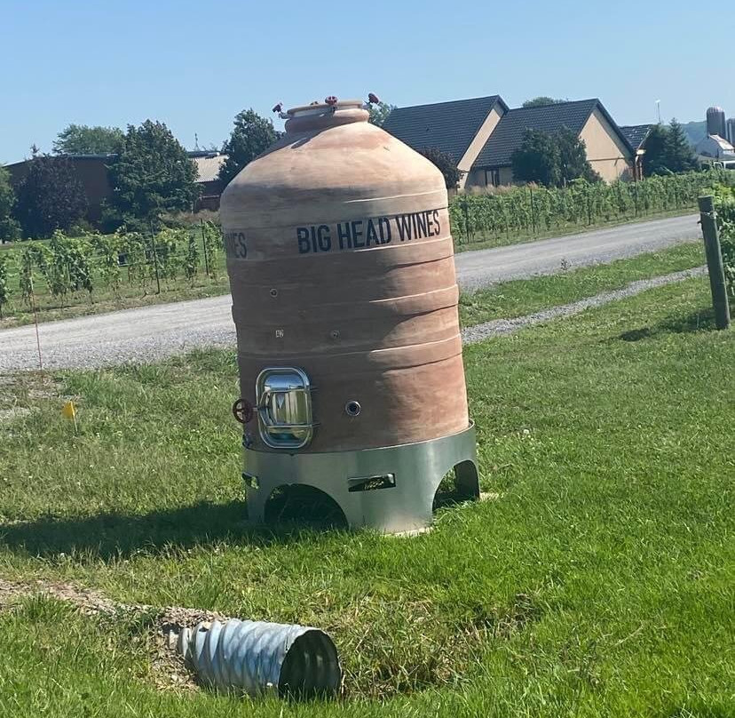 Big Head Wines-滨湖尼亚加拉必去景点