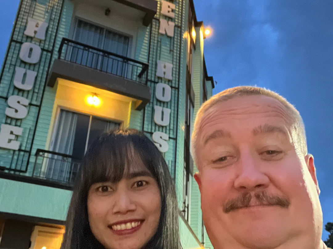 绿屋酒店主图