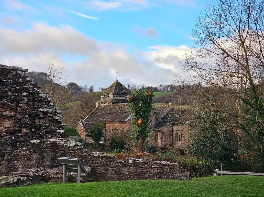Skenfrith Castle景点图片