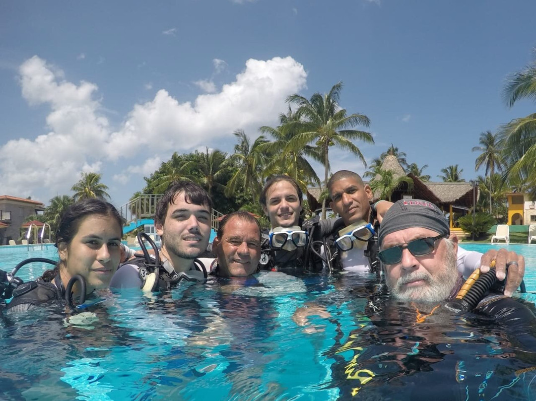 Barracuda Scuba Diving Center景点图片