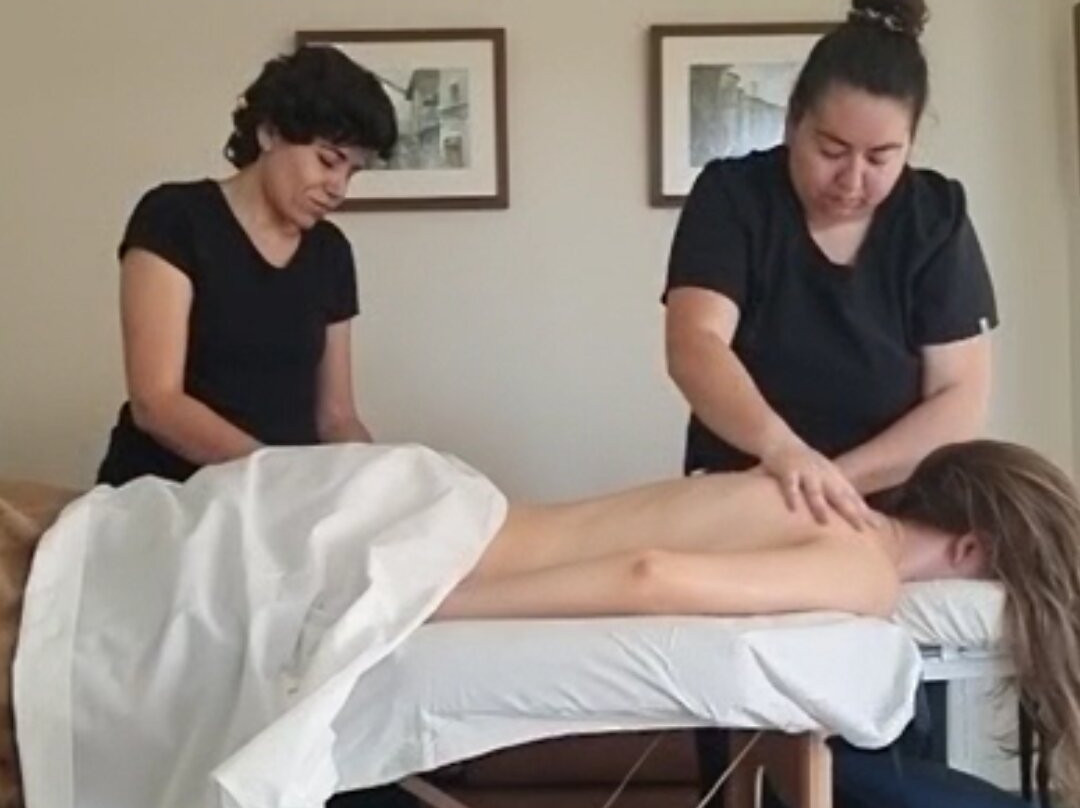 ACUATROMANOS Four Hands Massage Spa-圣地亚哥必去景点