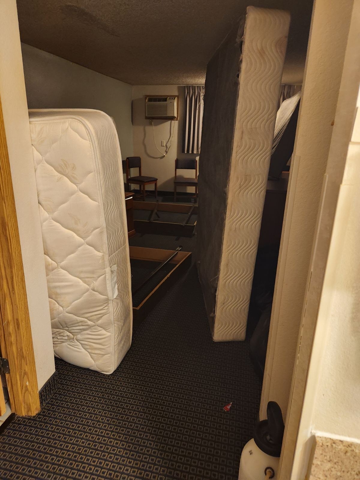 Econo Lodge Inn & Suites-客卧