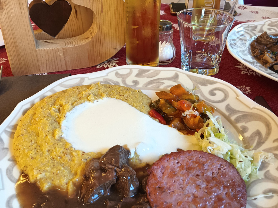 索梅达高山生活酒店主图