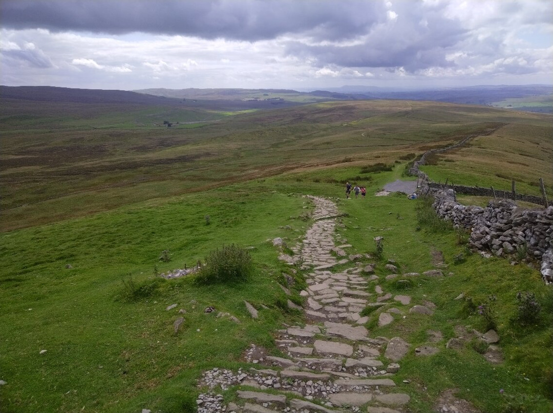 Pen-y-ghent景点图片