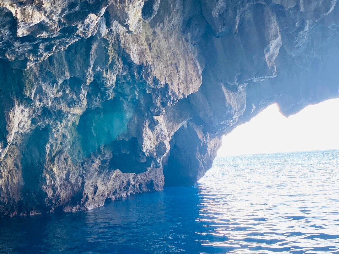 Glass Bottom Boat Chytra景点图片