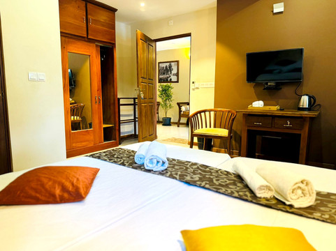 康提里沃瑞奇公寓主图