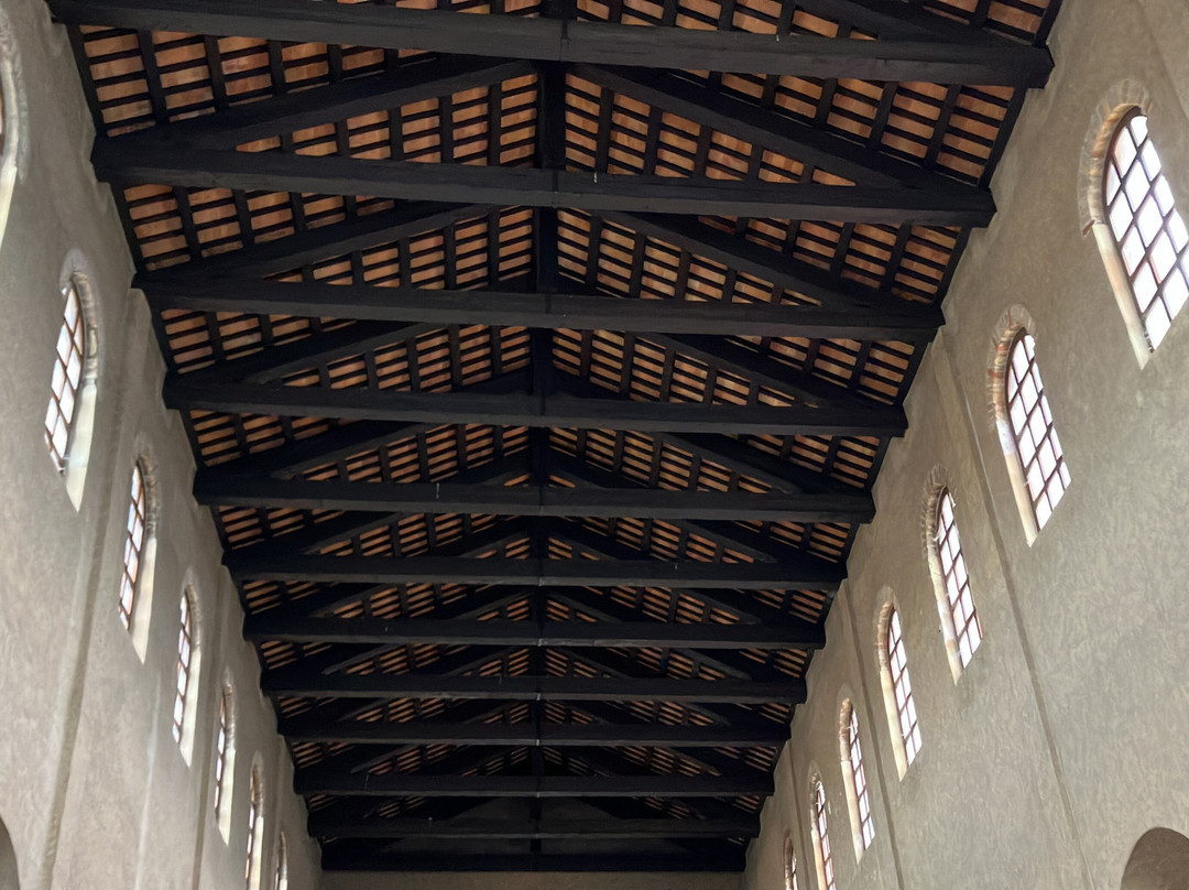 Basilica di Santa Maria delle Grazie-格拉多必去景点