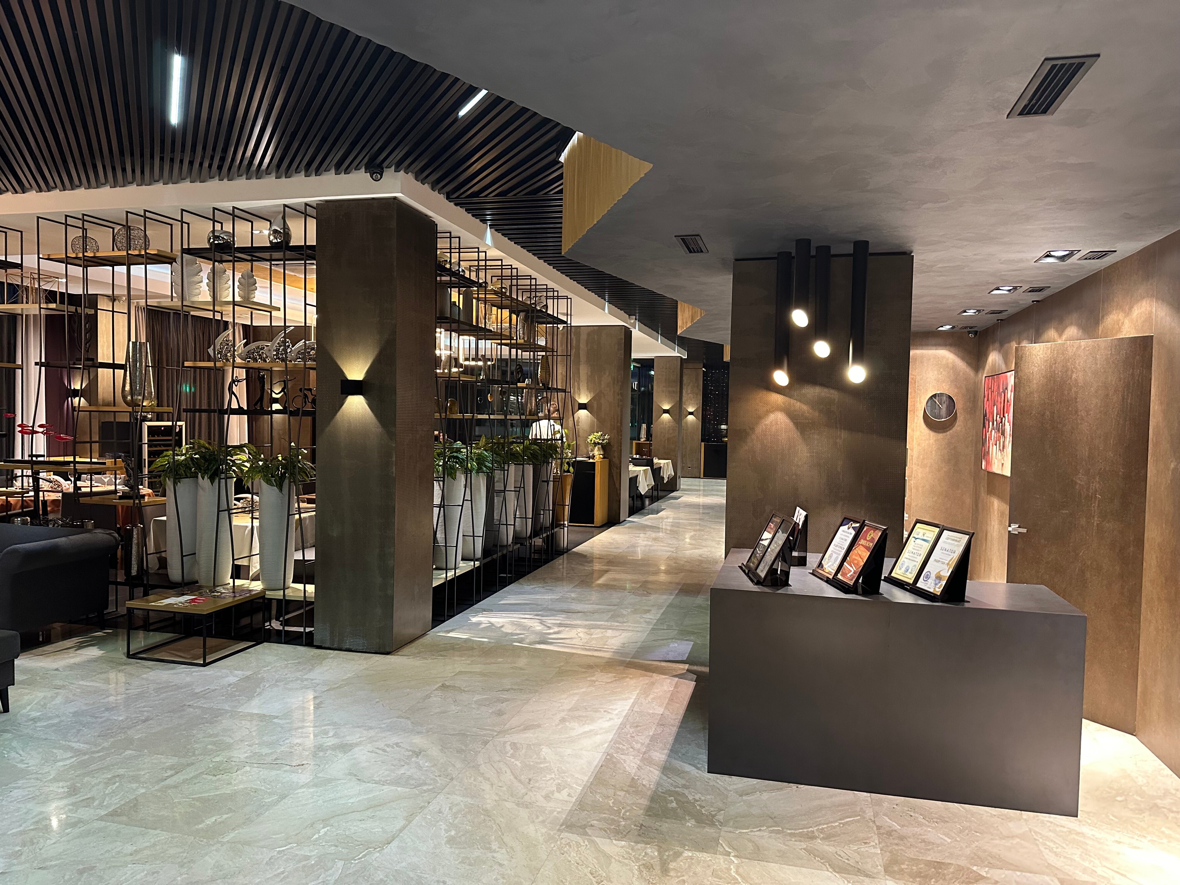 Senator Hotel-官方