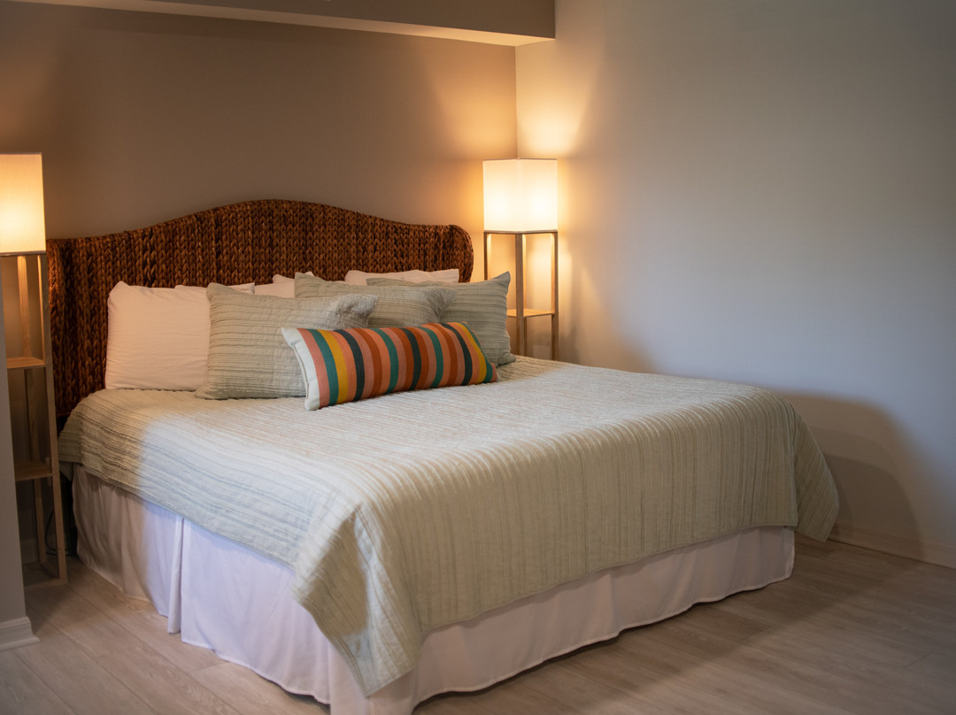 The Islander Inn主图