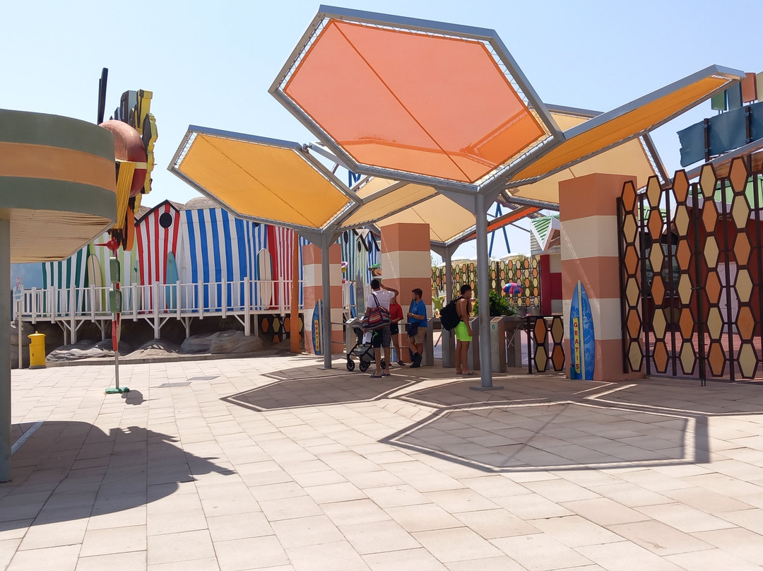 Parque Warner Beach-圣马丁德拉维加必去景点