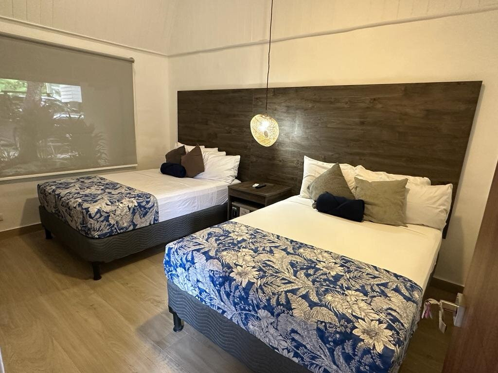 奥科塔尔民宿酒店主图