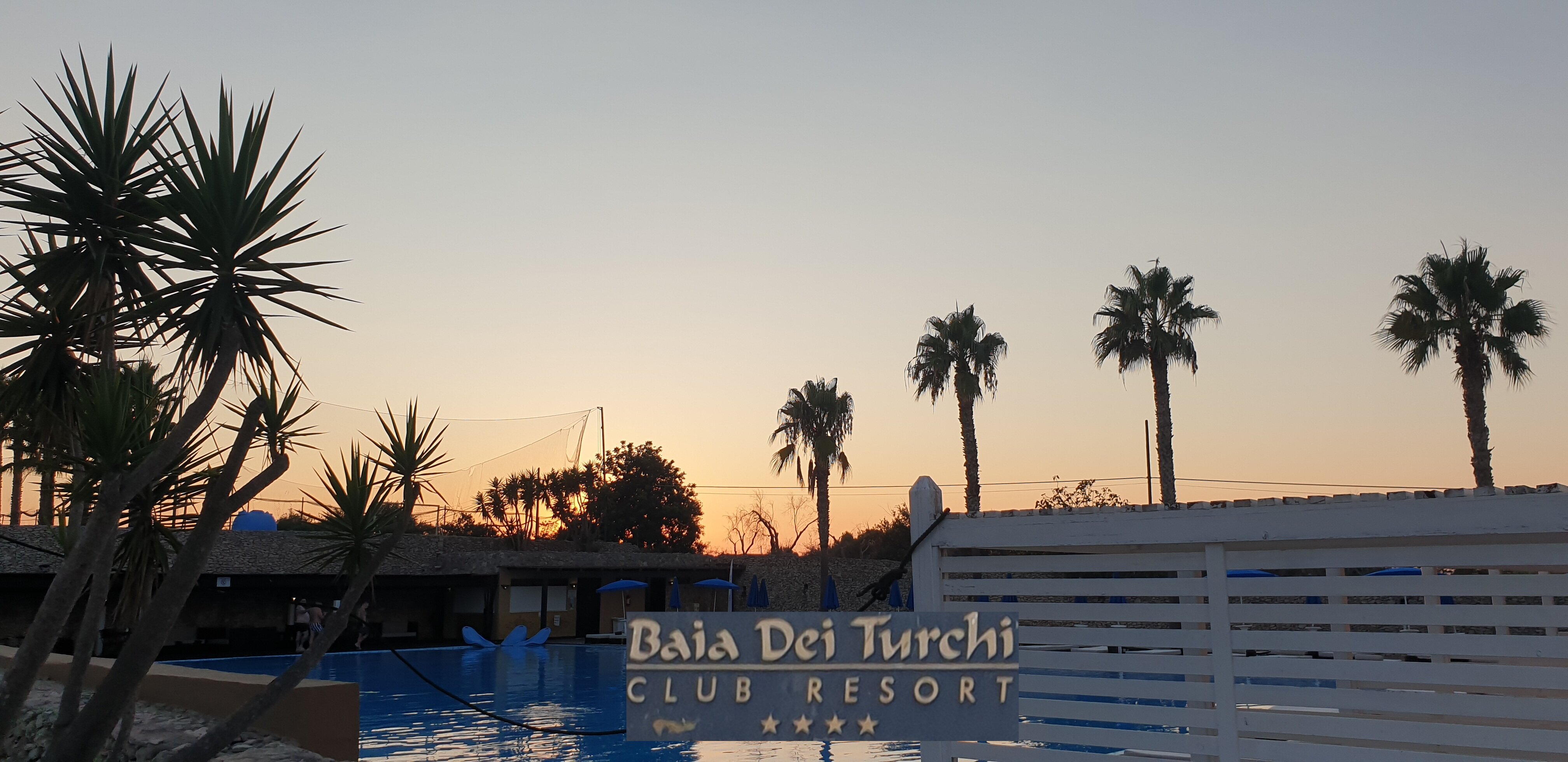 Baia dei Turchi-泳池