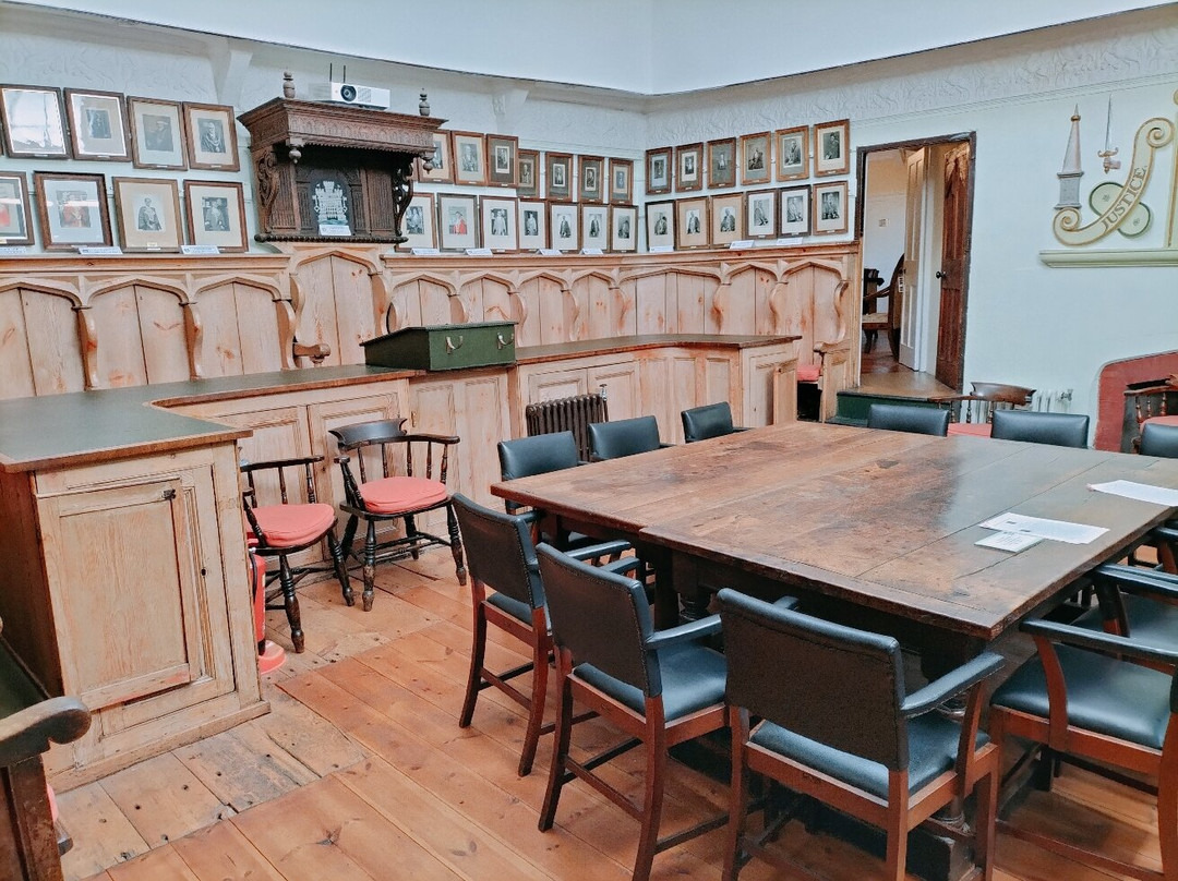 Totnes Guildhall-托特尼斯必去景点