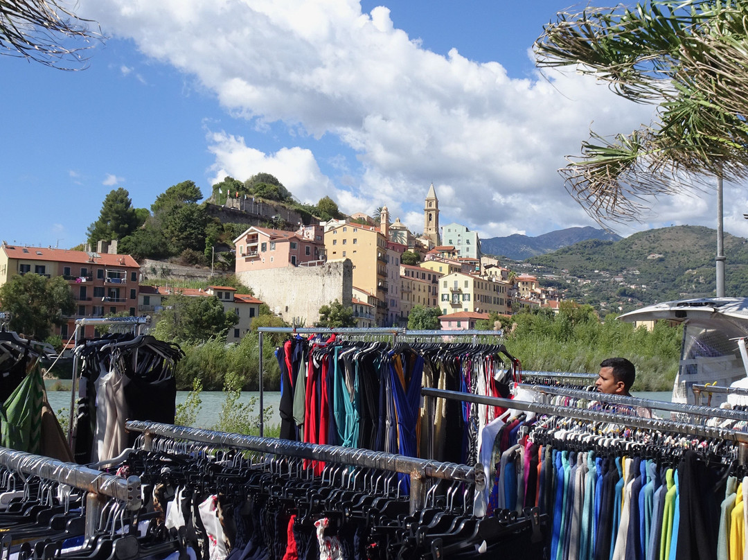 Mercato Del Venerdi景点图片