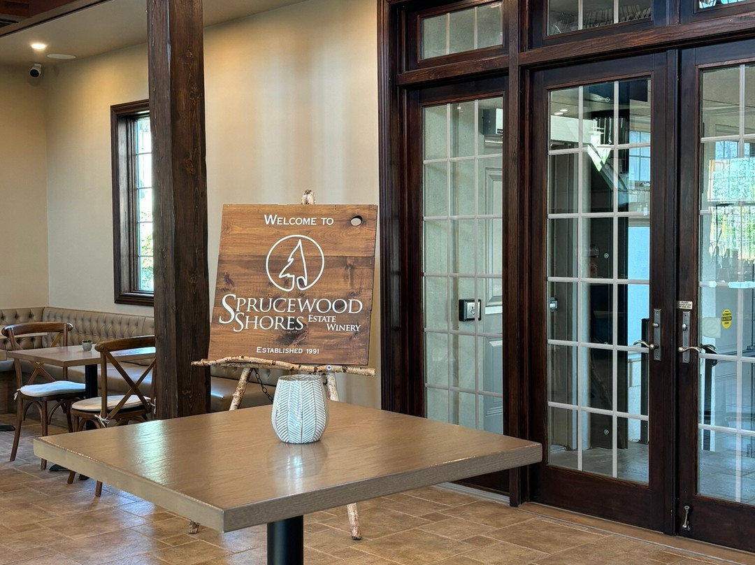 Sprucewood Shores Estate Winery-Harrow必去景点