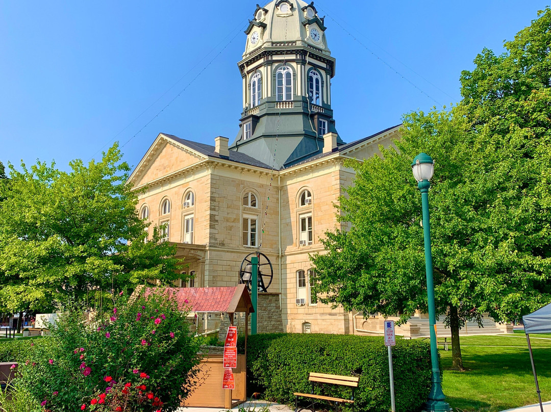 Courthouse Square-Winterset必去景点