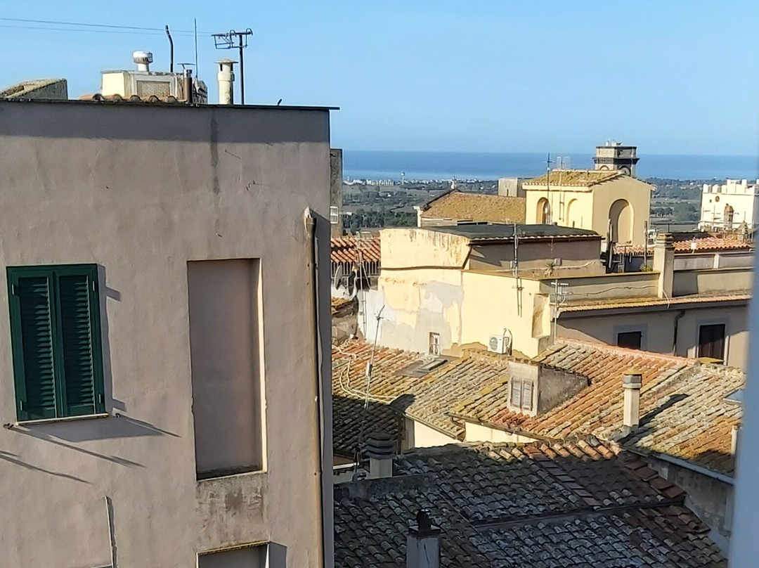 Le torri di Tarquinia主图