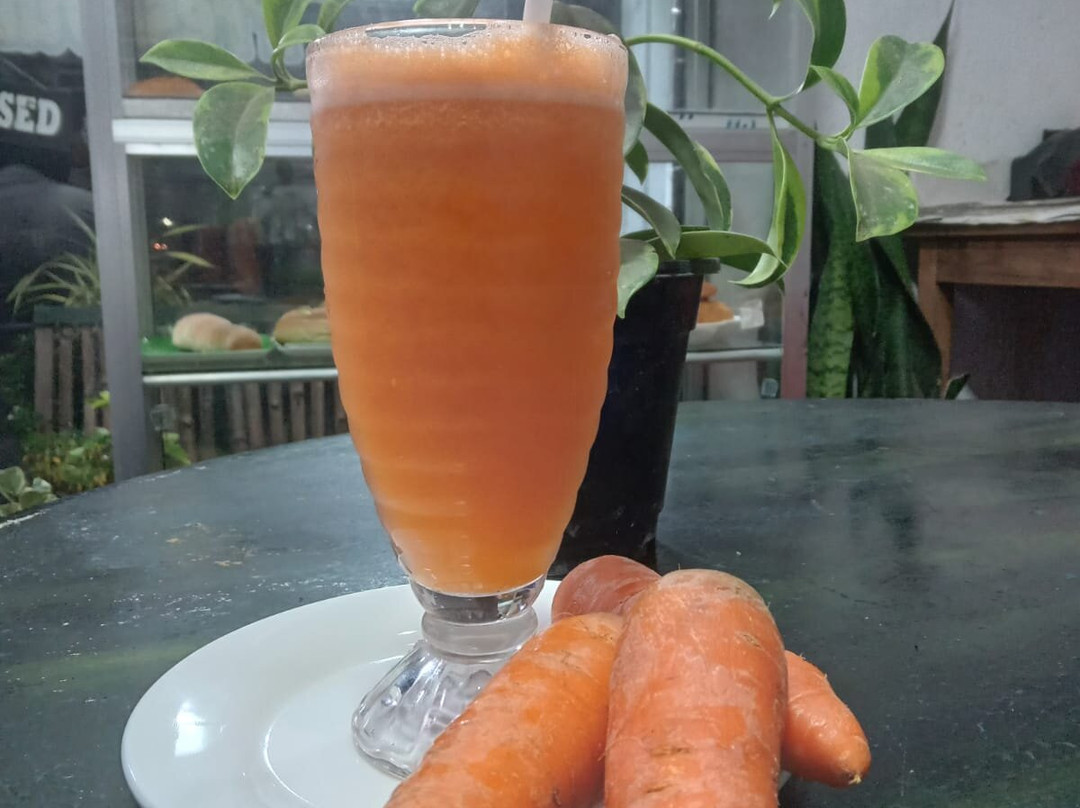 Shalika Juice Bar & Cafe