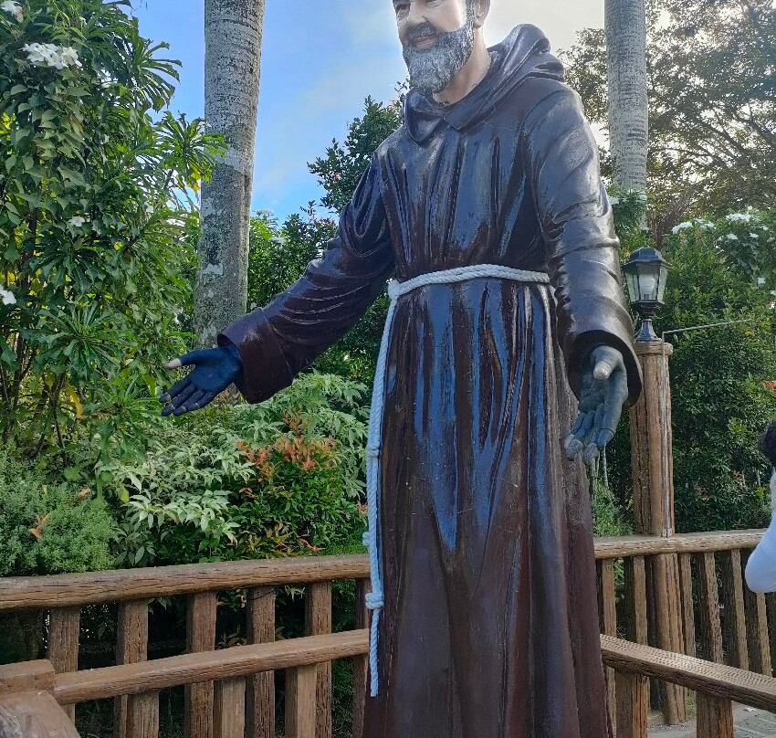 Parish and National Shrine of Saint Padre Pio-Santo Tomas必去景点