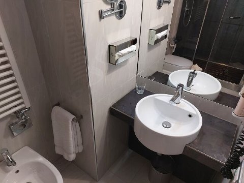 米兰索拉里美居酒店-浴室