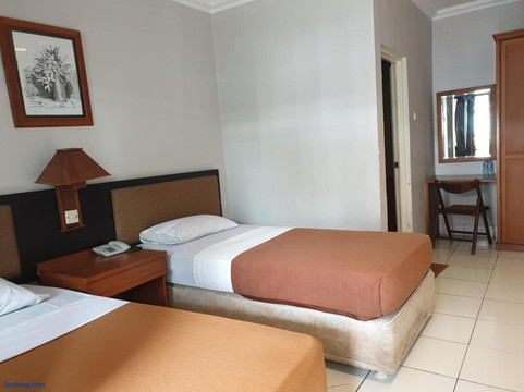 Yehezkiel酒店伦邦主图