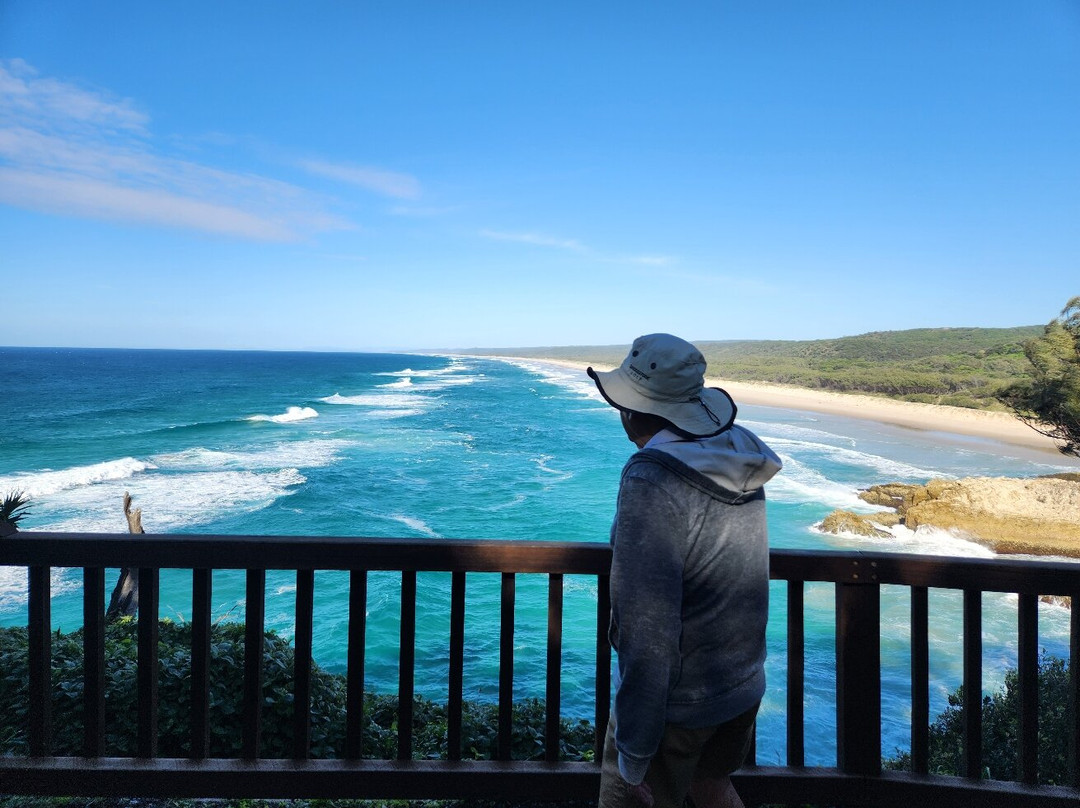 Point Lookout Beach景点图片