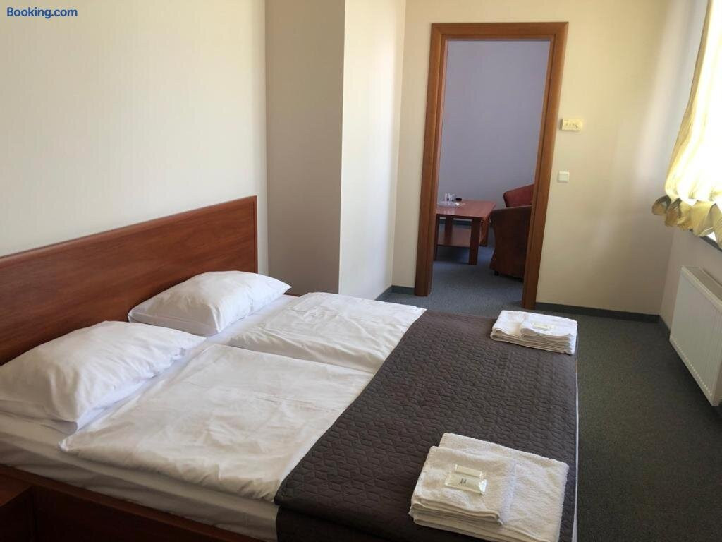 Hotel Leon