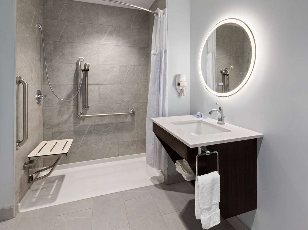 Travelodge By Wyndham Cochrane On主图